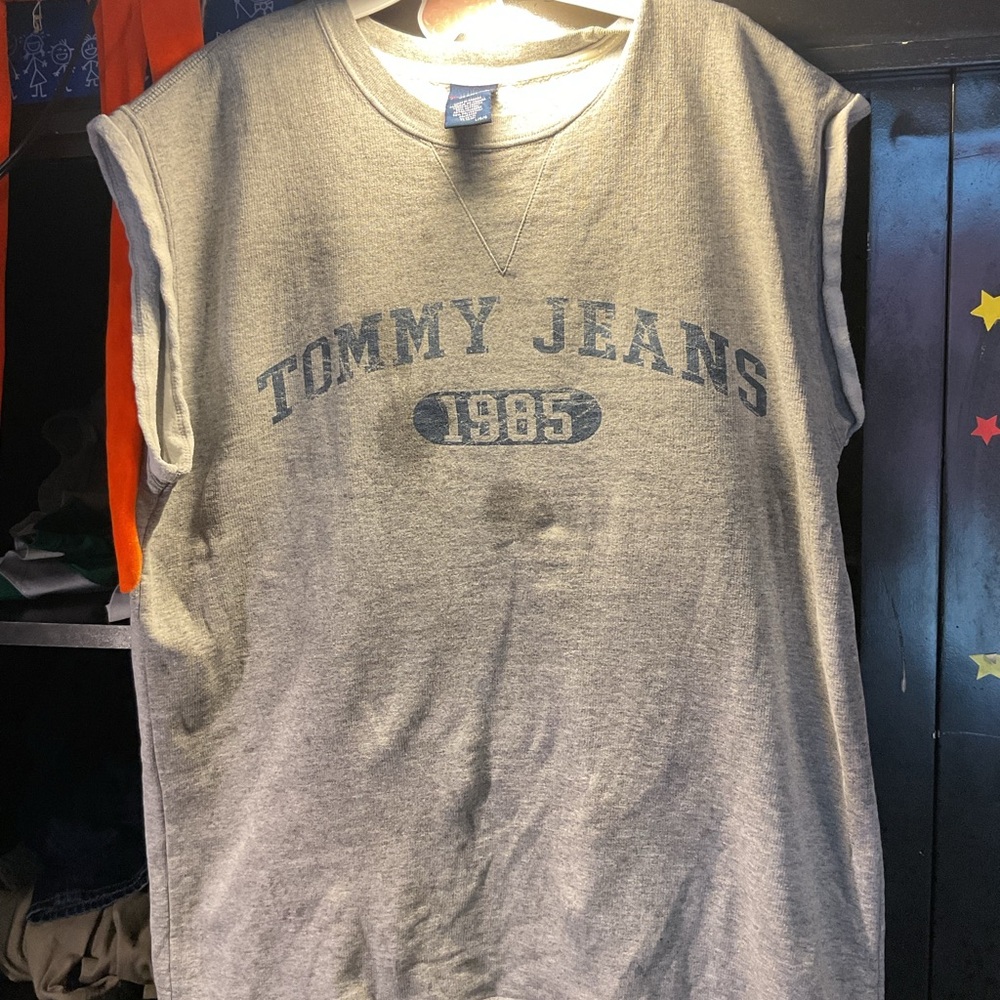 Tommy Hilfiger Gray Sweatshirt